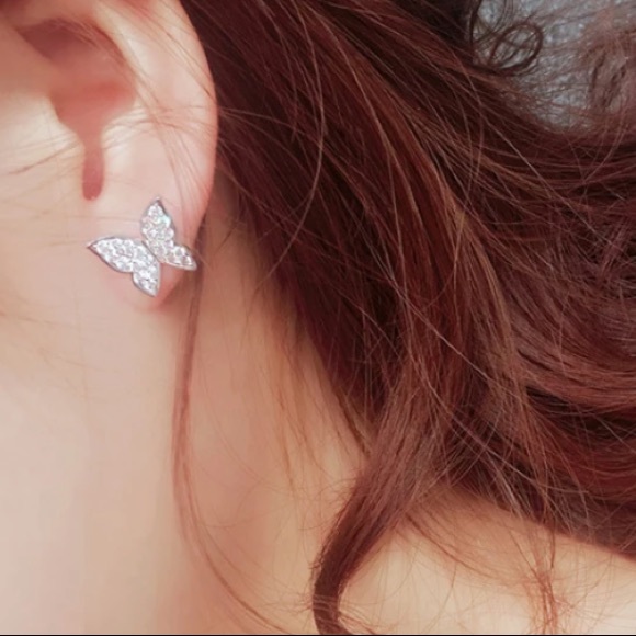 Sterling silver crystal butterfly dangle earrings - Picture 5 of 7